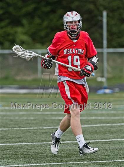 Thumbnail 1 in Niskayuna @ Duxbury photogallery.