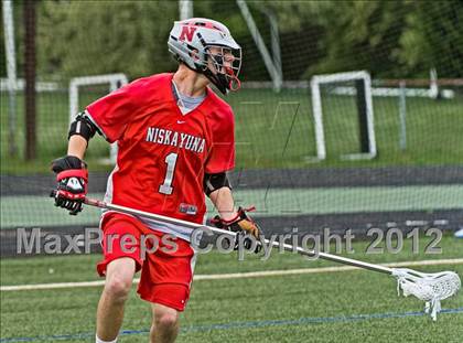 Thumbnail 1 in Niskayuna @ Duxbury photogallery.