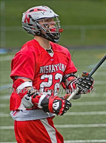 Thumbnail 1 in Niskayuna @ Duxbury photogallery.
