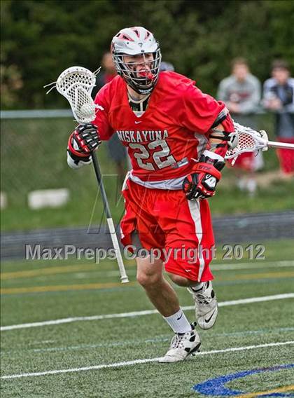 Thumbnail 1 in Niskayuna @ Duxbury photogallery.