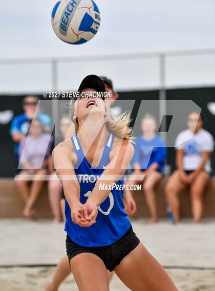 Thumbnail 3 in Northwest Christian vs Valley Christian @ Casteel (AIA Division II State Championship Semifinals) photogallery.