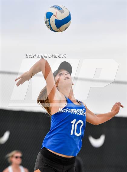 Thumbnail 1 in Northwest Christian vs Valley Christian @ Casteel (AIA Division II State Championship Semifinals) photogallery.