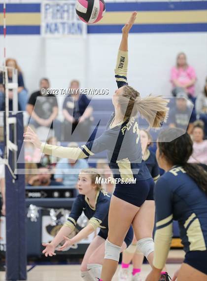 Thumbnail 3 in Garner @ Perrin-Whitt photogallery.