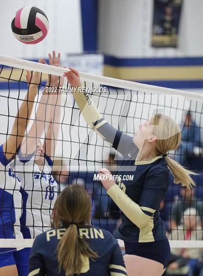 Thumbnail 2 in Garner @ Perrin-Whitt photogallery.