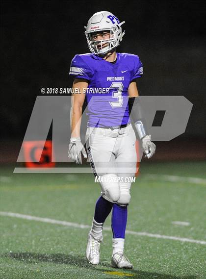 Thumbnail 3 in Justin-Siena @ Piedmont (CIF NCS D4 First Round) photogallery.