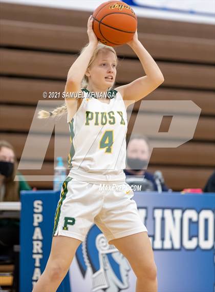 Thumbnail 1 in Pius X @ Lincoln East photogallery.