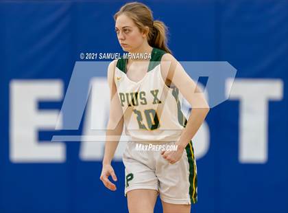 Thumbnail 1 in Pius X @ Lincoln East photogallery.