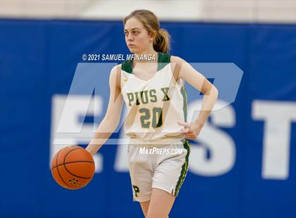 Thumbnail 2 in Pius X @ Lincoln East photogallery.