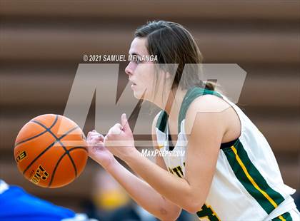 Thumbnail 1 in Pius X @ Lincoln East photogallery.