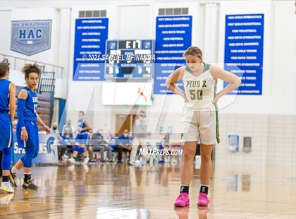 Thumbnail 2 in Pius X @ Lincoln East photogallery.