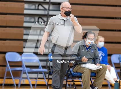 Thumbnail 3 in Pius X @ Lincoln East photogallery.