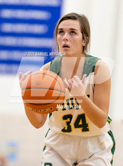 Thumbnail 1 in Pius X @ Lincoln East photogallery.