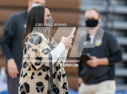 Thumbnail 2 in Pius X @ Lincoln East photogallery.