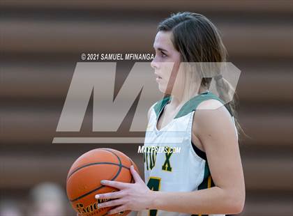 Thumbnail 3 in Pius X @ Lincoln East photogallery.