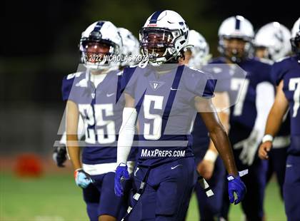 Thumbnail 2 in Harvard-Westlake vs. Venice photogallery.