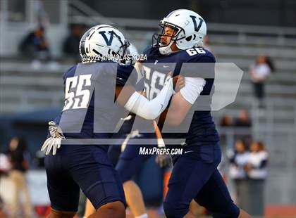 Thumbnail 1 in Harvard-Westlake vs. Venice photogallery.