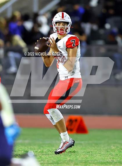 Thumbnail 3 in Harvard-Westlake vs. Venice photogallery.
