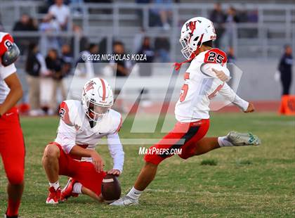 Thumbnail 1 in Harvard-Westlake vs. Venice photogallery.