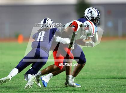 Thumbnail 3 in Harvard-Westlake vs. Venice photogallery.