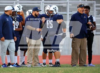 Thumbnail 2 in Harvard-Westlake vs. Venice photogallery.