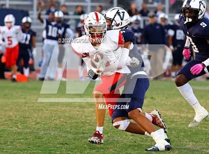 Thumbnail 1 in Harvard-Westlake vs. Venice photogallery.
