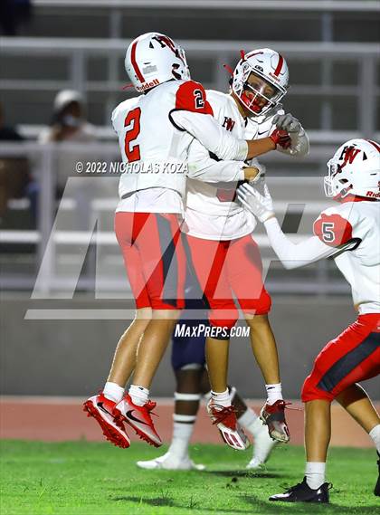 Thumbnail 3 in Harvard-Westlake vs. Venice photogallery.