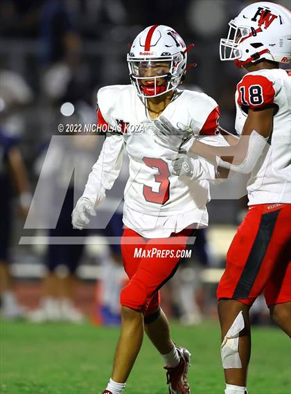 Thumbnail 2 in Harvard-Westlake vs. Venice photogallery.
