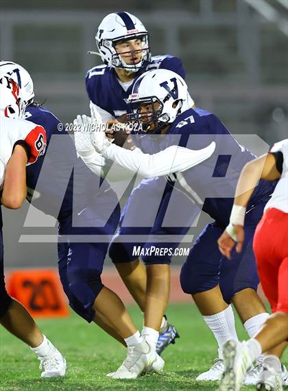 Thumbnail 3 in Harvard-Westlake vs. Venice photogallery.