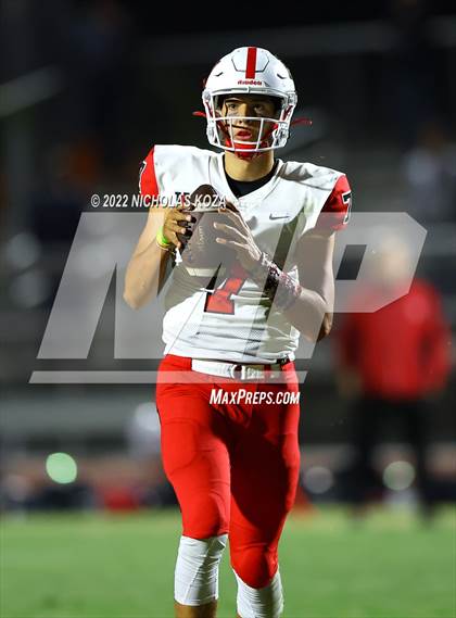 Thumbnail 3 in Harvard-Westlake vs. Venice photogallery.
