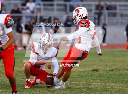 Thumbnail 2 in Harvard-Westlake vs. Venice photogallery.