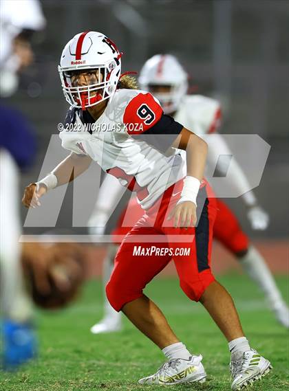 Thumbnail 3 in Harvard-Westlake vs. Venice photogallery.