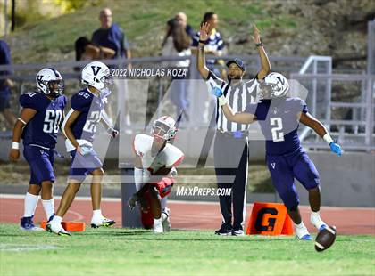 Thumbnail 3 in Harvard-Westlake vs. Venice photogallery.