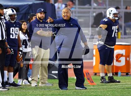 Thumbnail 1 in Harvard-Westlake vs. Venice photogallery.