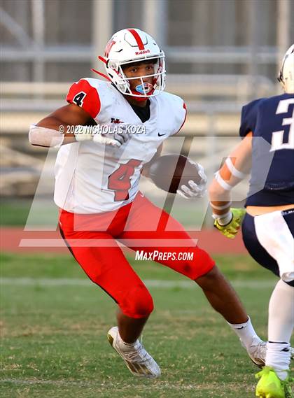 Thumbnail 1 in Harvard-Westlake vs. Venice photogallery.