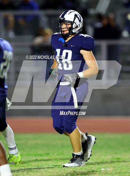 Thumbnail 1 in Harvard-Westlake vs. Venice photogallery.