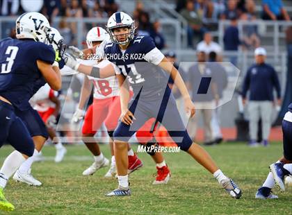 Thumbnail 1 in Harvard-Westlake vs. Venice photogallery.