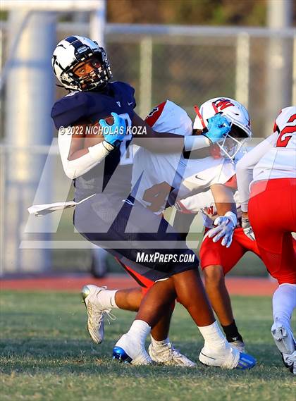 Thumbnail 3 in Harvard-Westlake vs. Venice photogallery.