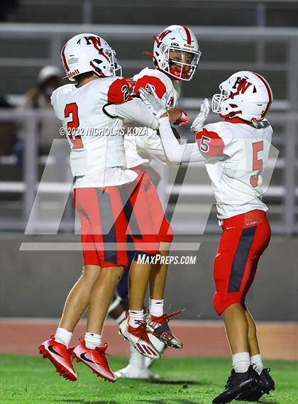 Thumbnail 2 in Harvard-Westlake vs. Venice photogallery.