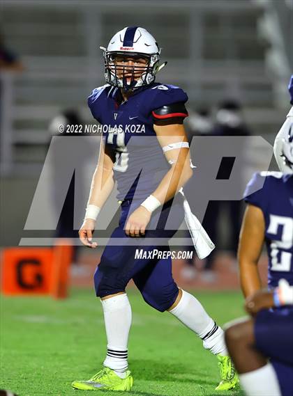 Thumbnail 3 in Harvard-Westlake vs. Venice photogallery.