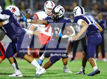Thumbnail 2 in Harvard-Westlake vs. Venice photogallery.