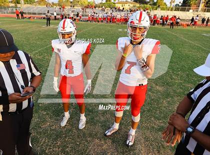 Thumbnail 3 in Harvard-Westlake vs. Venice photogallery.