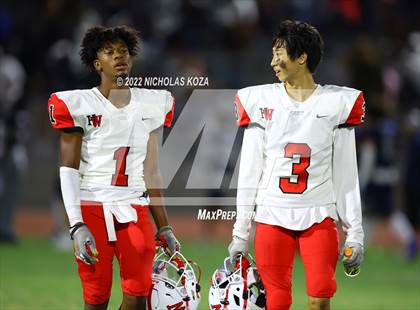 Thumbnail 1 in Harvard-Westlake vs. Venice photogallery.