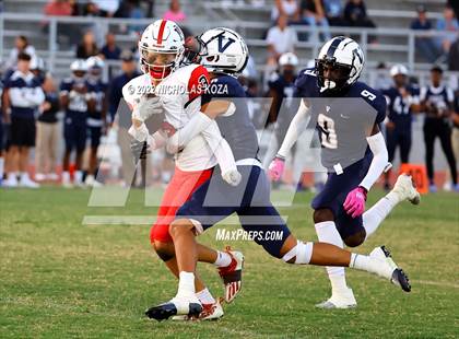 Thumbnail 3 in Harvard-Westlake vs. Venice photogallery.