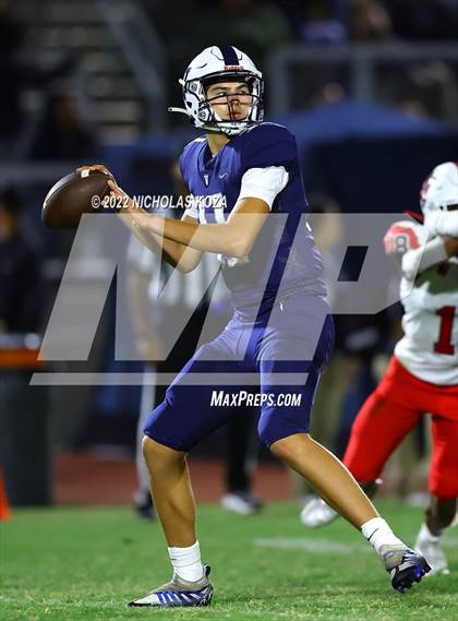 Thumbnail 3 in Harvard-Westlake vs. Venice photogallery.