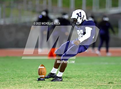 Thumbnail 3 in Harvard-Westlake vs. Venice photogallery.