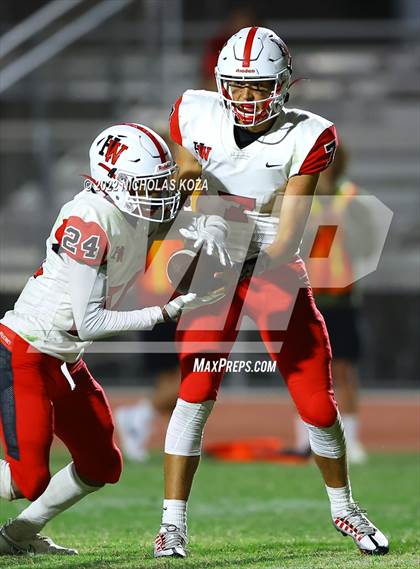 Thumbnail 3 in Harvard-Westlake vs. Venice photogallery.