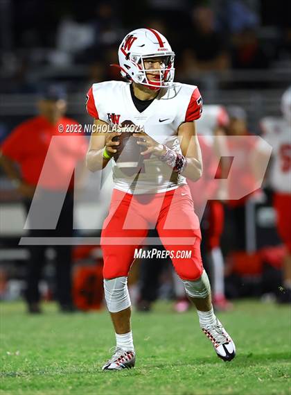 Thumbnail 2 in Harvard-Westlake vs. Venice photogallery.