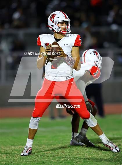 Thumbnail 1 in Harvard-Westlake vs. Venice photogallery.