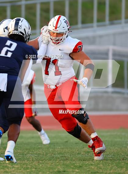 Thumbnail 2 in Harvard-Westlake vs. Venice photogallery.