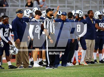 Thumbnail 1 in Harvard-Westlake vs. Venice photogallery.